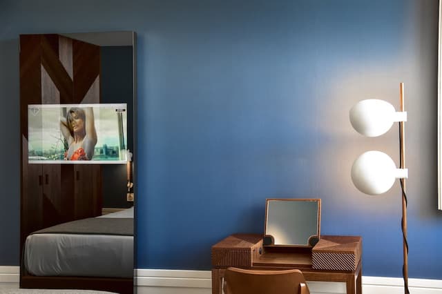 Twin Room, City View · photo 2