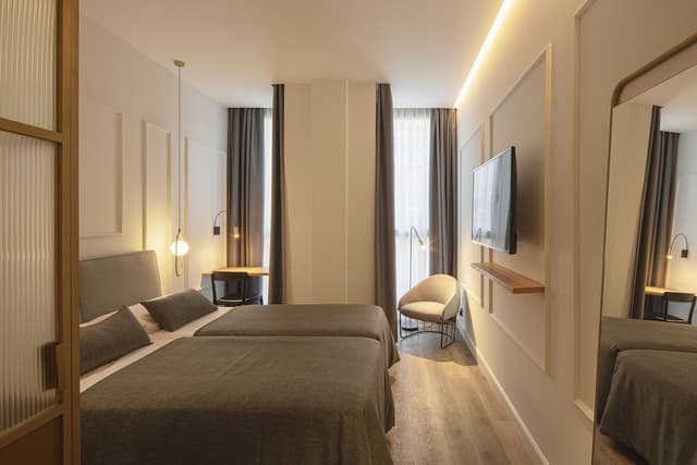 Economy Double Room (in the annex building) · photo 3