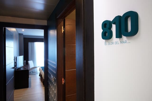 Premium Double Room Single Use, Balcony, Sea View · photo 7
