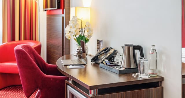 Standard Double Room · photo 8