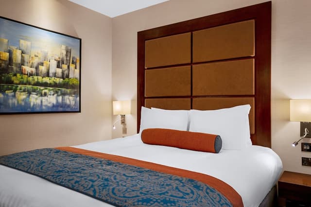 Executive Room with King Bed · photo 1