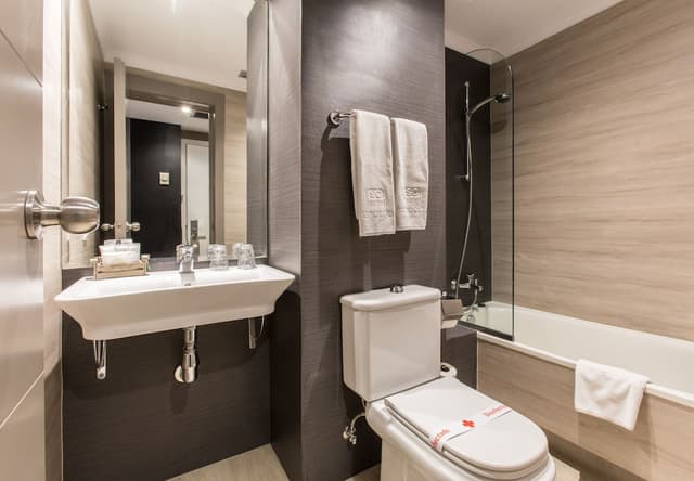 Double Room · photo 8