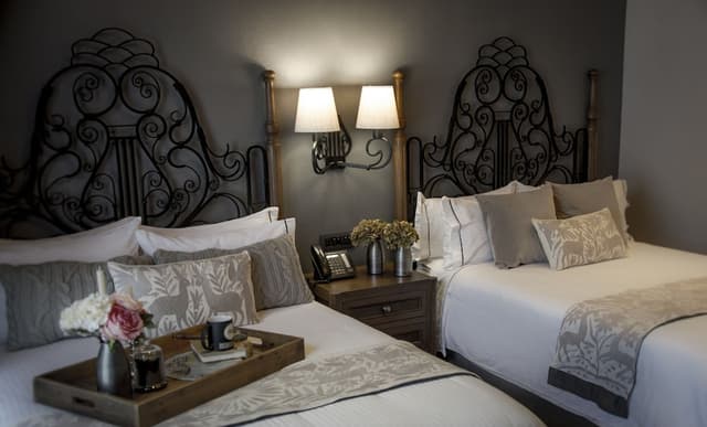 Family Room, 2 Double Beds · photo 1