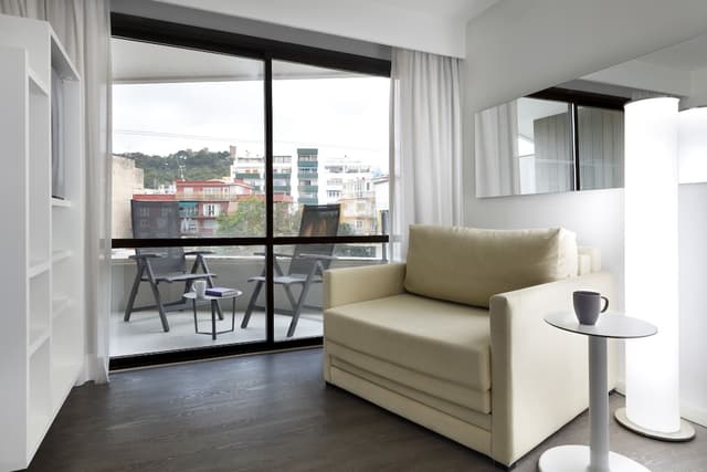 Habitación Doble con Vista a la Ciudad (2 adultos + 1 niño) · foto 3