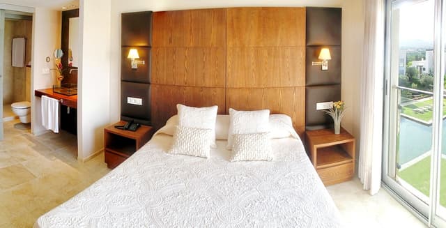 Apartment, 2 Bedrooms, Terrace, Ground Floor · photo 2