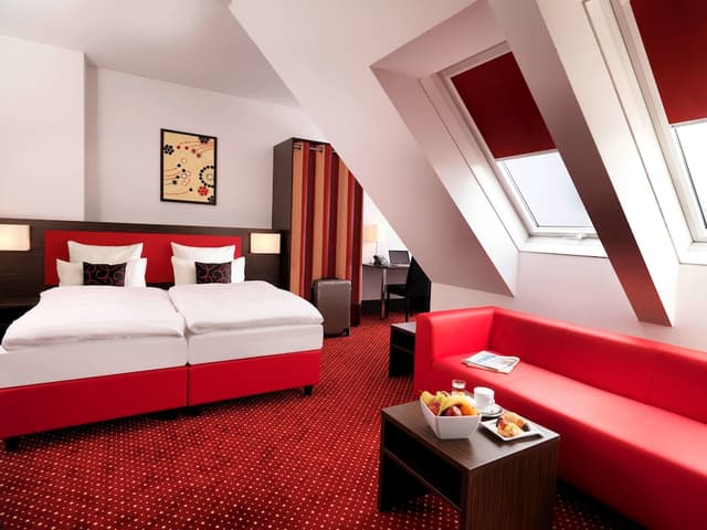 Standard Room, 2 Twin Beds · photo 8