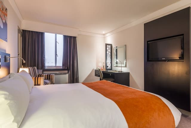 Standard Room (Queen) · photo 6