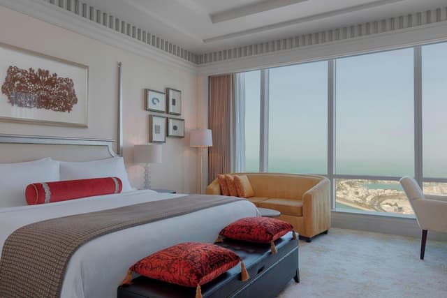 Superior Room, 1 King Bed, Sea View · photo 1