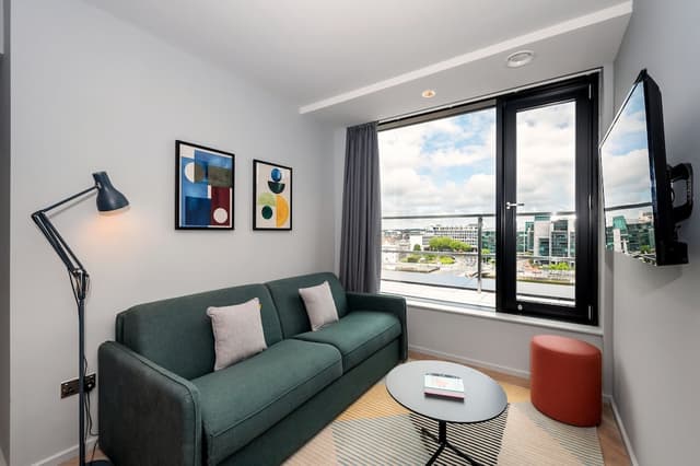 1 Bedroom Apartment Twin · photo 5
