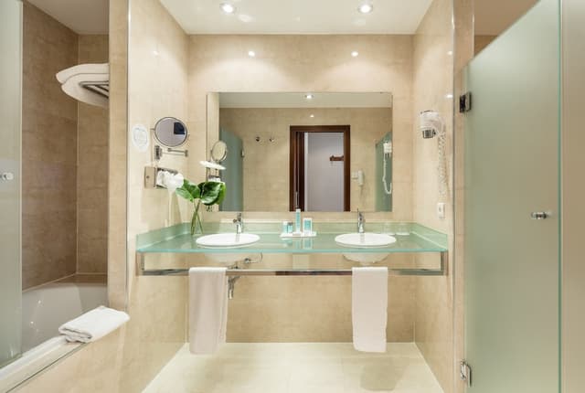 Double Room · photo 5