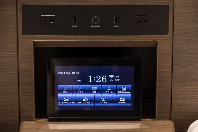 Top Floor Airwave Twin with Extra Bed, Non Smoking · photo 7