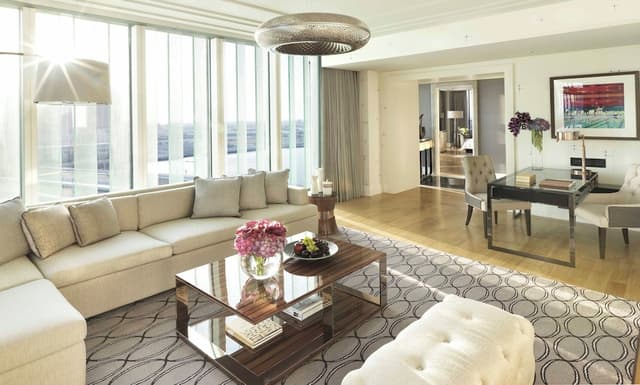 Executive Suite, 1 King Bed · photo 8
