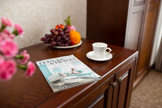 Junior Room, 2 Twin Beds, City View · photo 1
