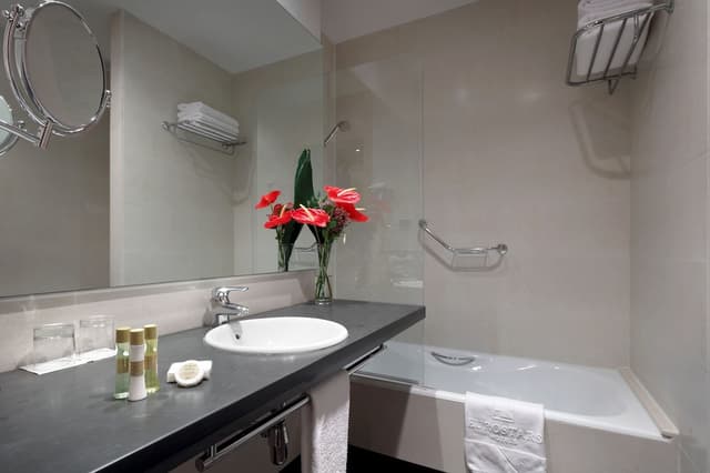 Double Room · photo 4