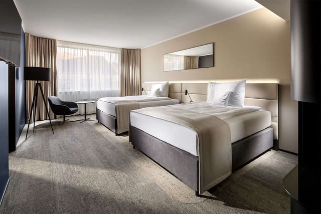 Suite, 1 King Bed, Non Smoking · photo 4