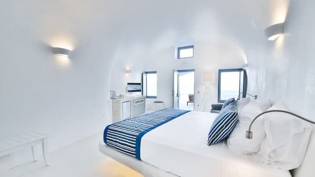 Junior Suite with outdoor heated plunge pool with jets (2 pax) · photo 3