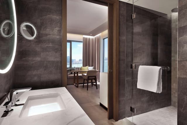 Deluxe Room, 1 King Bed, Pool View (Theme Park Access) · foto 7