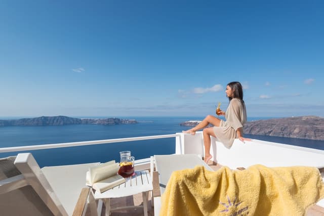 Junior Suite ( Caldera View) · photo 6