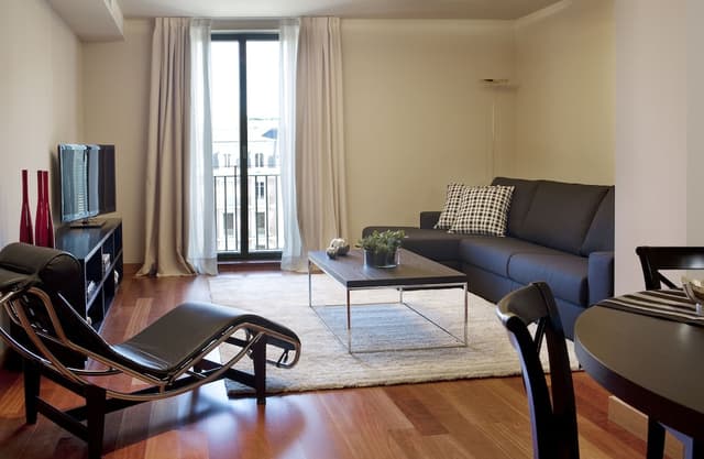 Standard Apartment, Annex Building (Paseo de Gracia) · photo 2