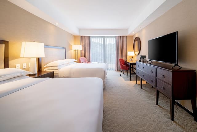 Room, 2 Double Beds, Partial Ocean View (Balcony) · photo 4