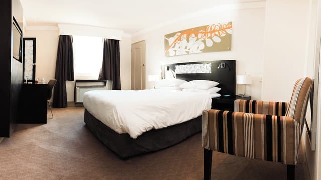 Standard Room (Queen) · photo 4