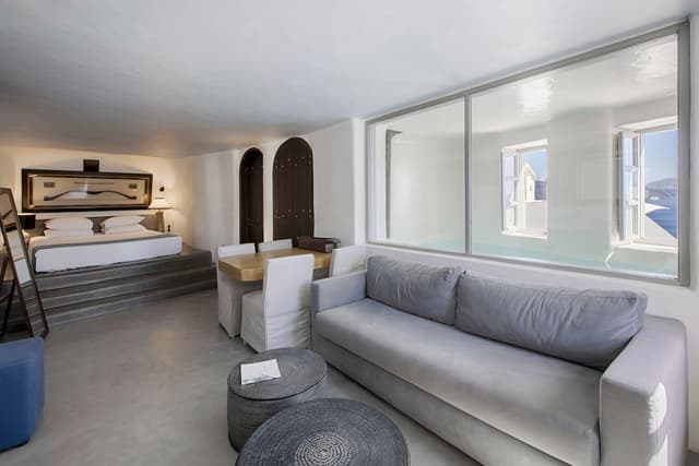 Habitación Deluxe con piscina interior y vista a la caldera. · foto 5