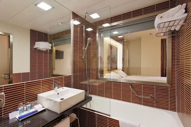 Melia Twin Room · photo 7