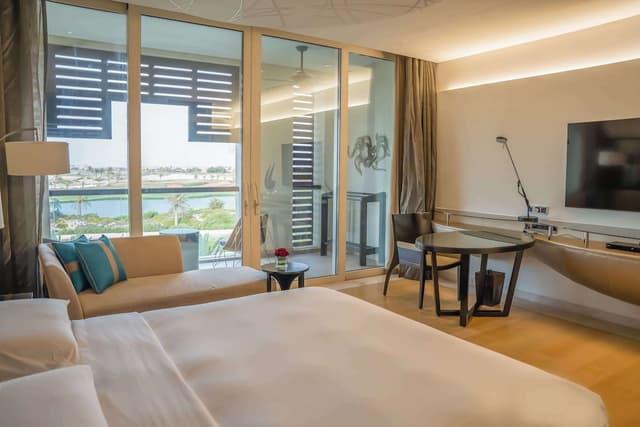 Room, 1 King Bed, Golf View · foto 2