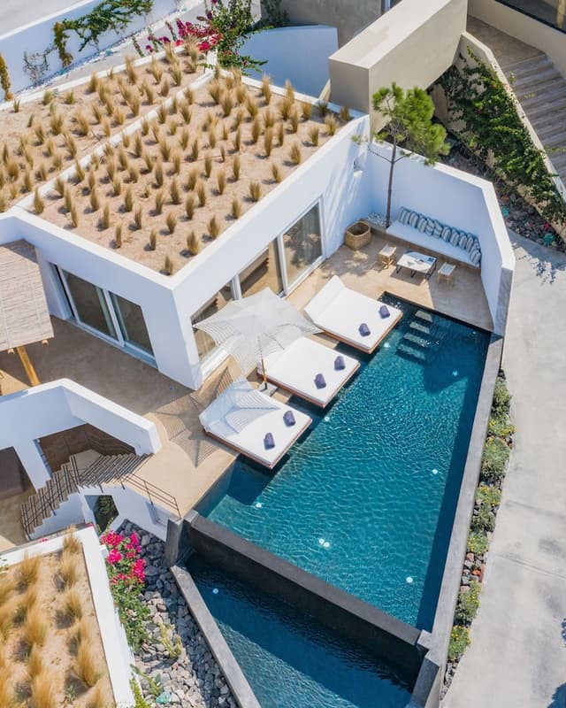 Three Bedroom Villa with Infinity Pool · photo 6