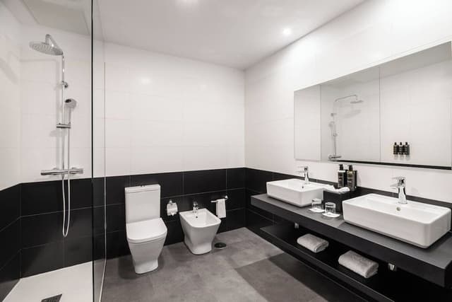 Deluxe Double Room (Extra Bed) · photo 1