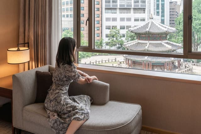 Deluxe Room, 2 Twin Beds, City View (Pool Access) · photo 2
