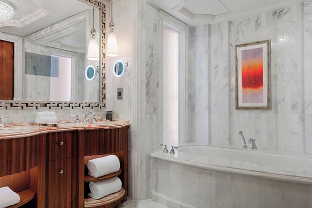 Superior Room, 1 King Bed, Sea View · photo 8