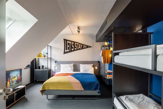 Family Quadruple Room · photo 1