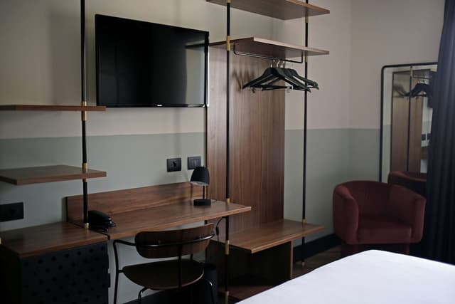 Comfy Double or Twin · photo 3