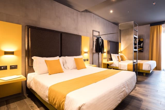 Junior Suite (Single Use) · photo 1