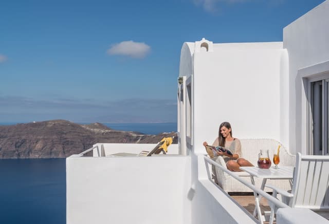 Junior Suite ( Caldera View) · photo 3