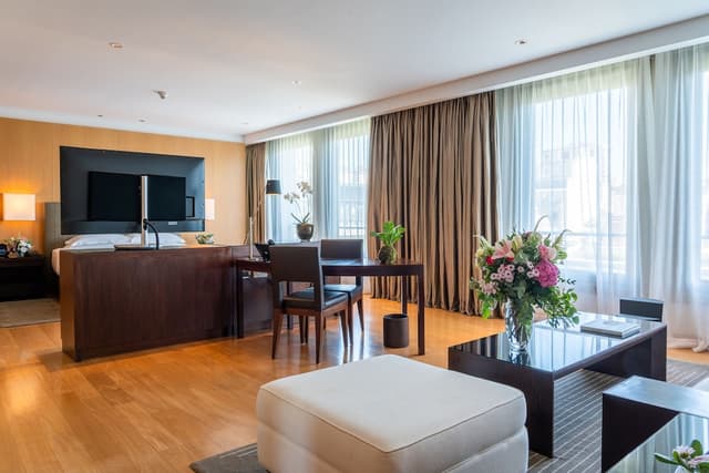 Park, Suite, 1 King Bed · photo 6