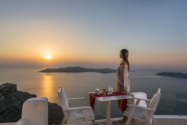 Standard Room ( Caldera View) · photo 4