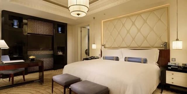 Deluxe King Room · photo 1