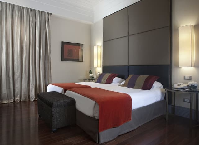 Classic Room, 2 Twin Beds · photo 4