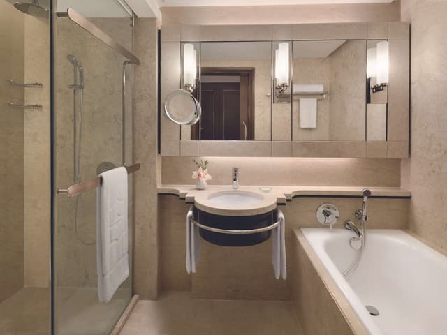 Premier Suite, 1 King Bed (Selection) · photo 2