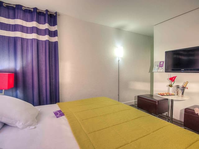 Superior Room, 1 Queen Bed · photo 3