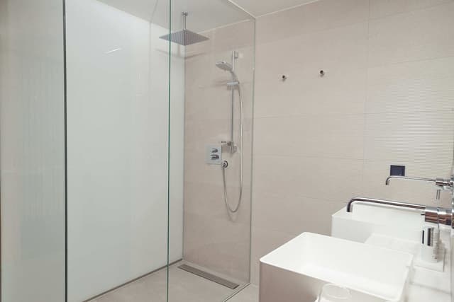 Superior Room, Canal View (Waterfront) · photo 4