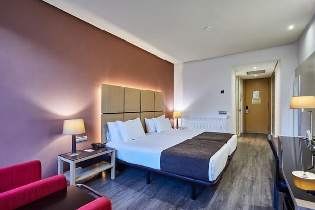 Triple Room, 3 Twin Beds · photo 3