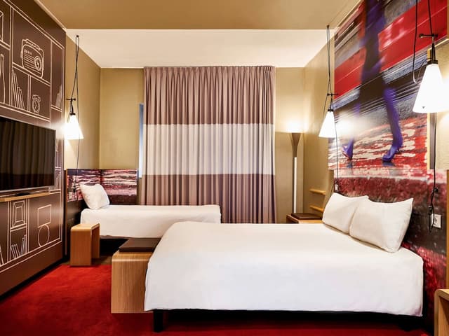Room, Multiple Beds · photo 1