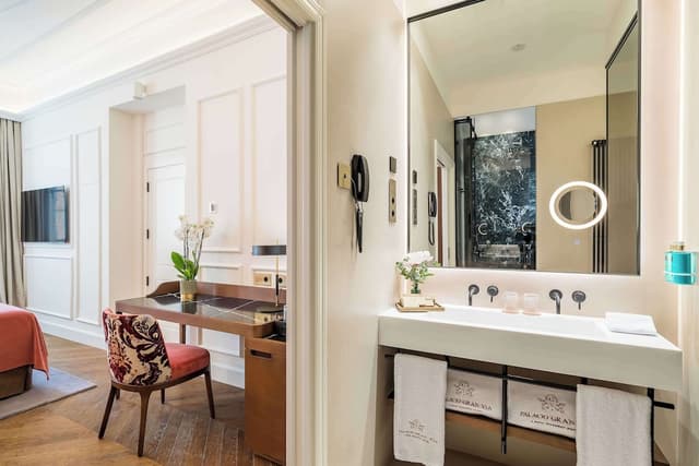 Deluxe Room, Connecting Rooms · photo 6