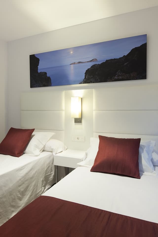 Apartamento de lujo, 2 habitaciones, vista parcial al mar (4 adultos) · foto 1