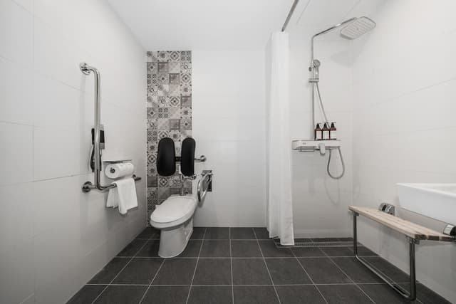 Standard Double Room, Accessible · photo 3
