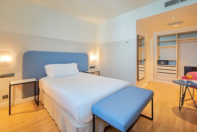 Double or Twin Room · photo 6