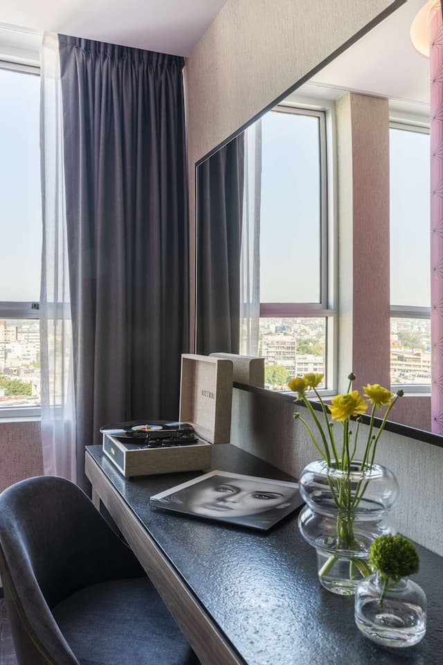 Room, 2 Double Beds (High Floor) · photo 6